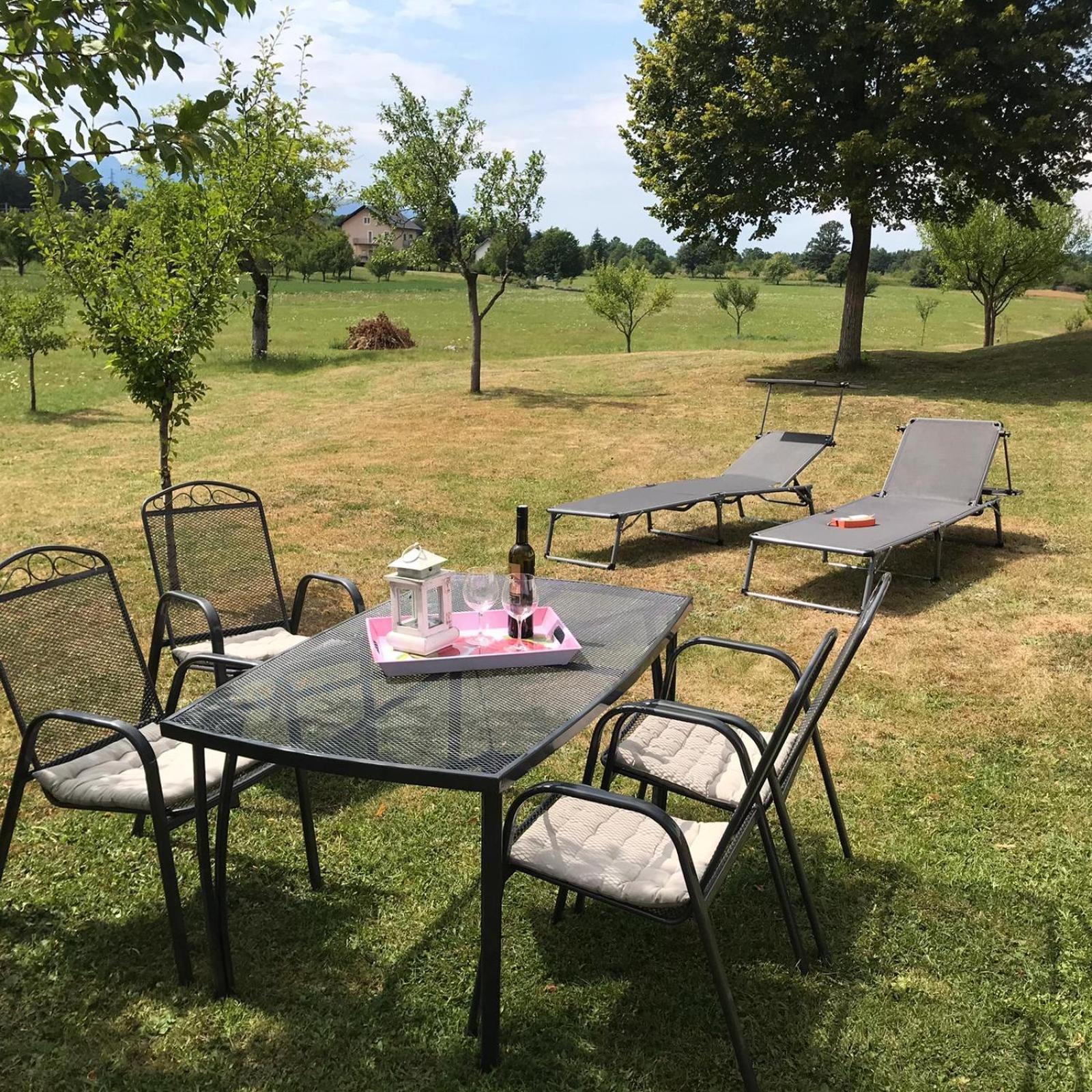 Holiday Home Nada I Milan Lovinac  Kültér fotó